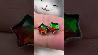 #斑彩石耳釘 #斑彩石耳環 #斑彩石 #加拿大斑彩石 #Ammolite