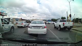 HZZ 188 MP - Drives in Right Turn ONLY Lane WITH indicator on but forces way into my lane