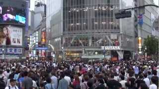 Shibuya Crossing, Tokyo　渋谷スクランブル交差点