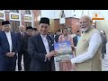 PM Modi Visits Omar Ali Saifuddien Mosque in Brunei | News9