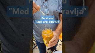 Pčelari Petrovca na Mlavi.               Pravi med \