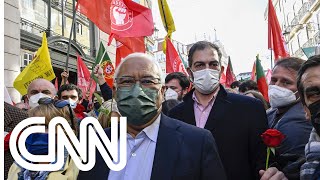 Boca de urna aponta vitória do partido do primeiro-ministro de Portugal, António Costa | CNN DOMINGO