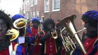 De Pietenband - Sinterklaas, wie kent hem niet? - Intocht Voorburg 2011