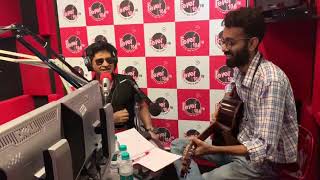 Kya Mujhe Pyar Hai live by KK | Fever 106 FM