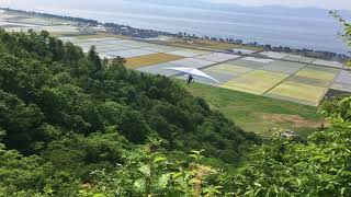 荒神山　ハングライダー　離陸