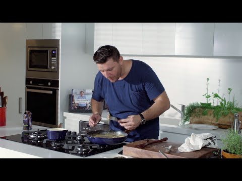 How to Make Sauce au Poivre (Pepper Sauce) for Steak How to Make Sauce au Poivre (Pepper Sauce) for Steak
