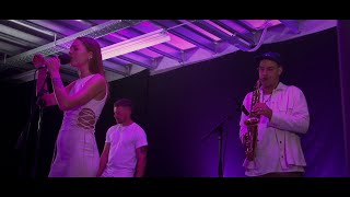 MEDS  - Wat ik voel ft. Tiewai (live)