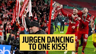 Jurgen Klopp & Liverpool Players Dancing to One Kiss!