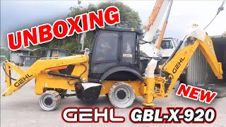 UNBOXING BACHOE LOADER \