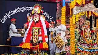 ಬಲಿಪ ಶಿವಶಂಕರ ಭಾಗವತರ ಏರು ಪದ್ಯ... ಬಡ ಹುಡುಗಿಯೇ ಕೊಬ್ಬಿನಲಿ... ಶ್ರೀ ದೇವೀ ಮಹಾತ್ಮೆ.