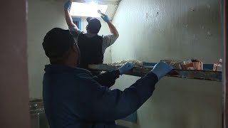Murders, drugs, phones & weapons: KSAT Investigates takes you inside a Texas prison during a loc...