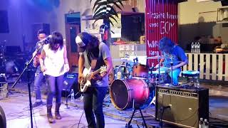 Gugun blues shelter feat Emi tobing at Sangkring Art Space