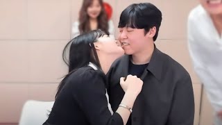 오빠.. 오늘 사고 한번 낼까??