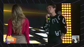 Federico Rossi y Ana Mena - Sol y mar [Live]