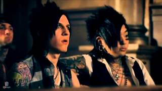 Falling In Reverse - The Drug In Me Is You(Lyrics+Video)