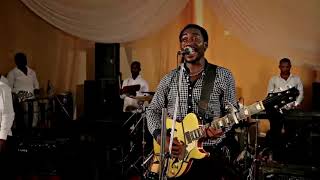 ALFRED J'KING IZON EBI PERFORMS AT HIS PEAK ON STATGE (IJAW)