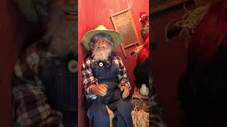 The Barn Show featuring animatronic Farmer and Rooster