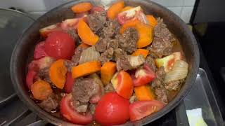 Braised Beef Ribs with Carrots and Tomatoes 紅蘿蔔蕃茄炆牛肋條