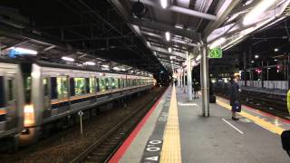 JR京都線（東海道本線）高槻駅の207系　JR Kyoto Line Takatsuki Station　(2014.12)