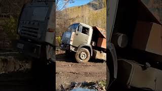 КАМАЗ САМОСВАЛ – мощная машина #камазсамосвал #kamaz  #kamaztruck #rek #kamazevro #камазевро