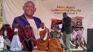 Pastor Bugingo Asabidde Omusika wa Kato Lubwama mulumbe amuwadde Bible ne Sente