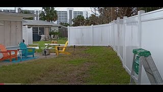 Daytona Beach vinyl fence and gate repair