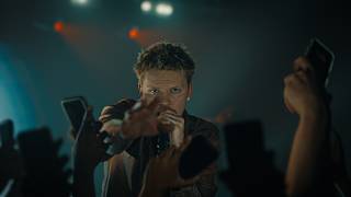 Zauntee - LIGHT ON ME (Official Music Video)