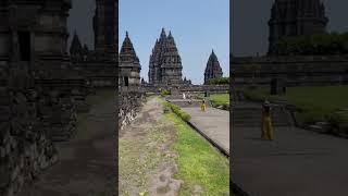 Biggest \u0026 oldest Hindu temple in Indonesia #indonesia #flyingpunjabi