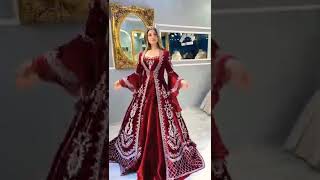 kaftani Giydirirken ben #kasnak #turkey #wedding#weddingdress #turkishweddingvideo#türkiye #reddress