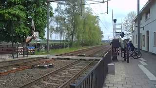 Spoorwegovergang Holten // dutch railroad crossing