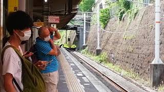 383系A5編成特急しなの長野行金山1番線通過