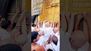 Kaba’s Gate Touching Video in Haji✨🤲 #shortvideo #shorts #shortfeed