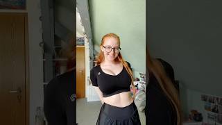 Ginger shows her huge boobs of for the first time😳🍒