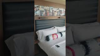 Aloft Hotel Downtown Austin Corner Room + Caroline Bar \u0026 Restaurant Overview