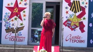 Ирина Бугаренко - Война разрушила всё (live) 09.05.2013