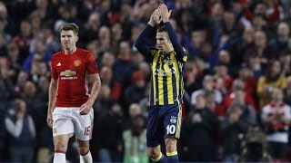 Van Persie scores vs Manchester United and the fans applauding for him 20/10/2016