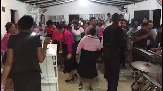 Coro Pentecostal // Como Los Corderito, De La Manada