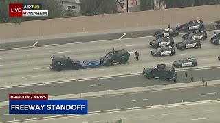 Police trap armed suspect at end of chase n 91 Fwy in Anaheim