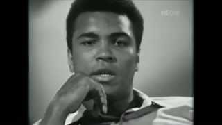 Muhammad Ali recites a poem during a interview in Ireland AMAZING
