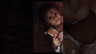 கண்ணடிக்கும் cuteeeee..😍😍😍😍