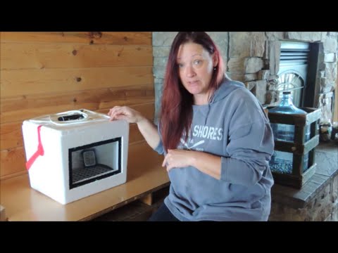 DIY Homemade Incubator DIY Homemade Incubator