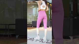 #抖音十大美女瑜伽模特 瑜伽褲 2020.8.20 TOP 10 TikTok Yoga Model Hot Pants #shorts #youtubeshorts #shortsvideo