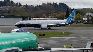 Boeing 737 MAX 9 Maiden Flight