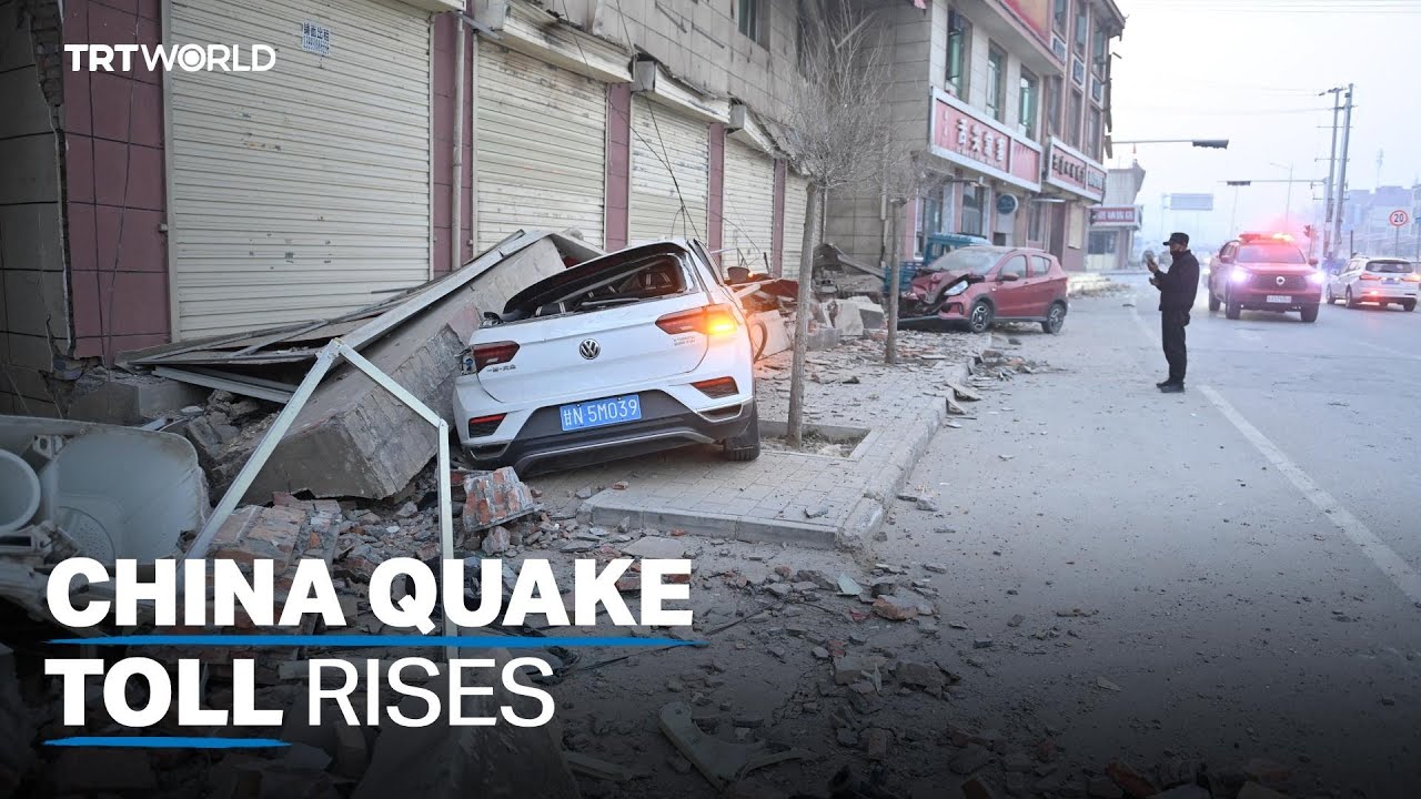 At Least 118 Killed In A Magnitude 6 2 Earthquake Youtube