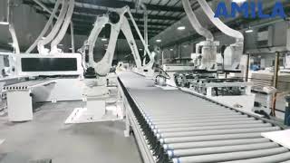 The Vacuum Foam Gripper Cooperate with Robotic-arm to Classify Wooden Boards in An Orderly Manner.