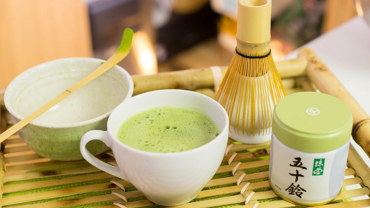 How To Make Traditional Matcha + Easy Way To Make Matcha Green Tea ...