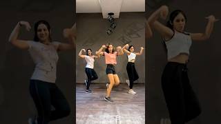 Mahiye Jinna Sohna | Dance Shorts | Payal Rawat Choreography Ft. Diya bagai & Saisha seth