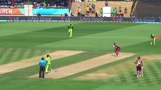 *Crowd View* Andre Russell Funny FOUR off Wahab Riaz