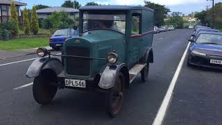 1928 Trojan van