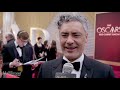 taika waititi jokes about traveling with parasite director bong joon ho thr